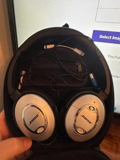 Bose QC15 Noise Cancelling Headphones, View more