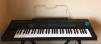 YAMAHA DX7. One owner. New battery!