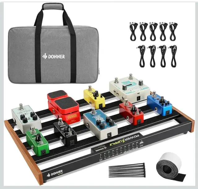 Donner Guitar Pedal Board with Built-in Power Supply, in Amps & Pedals in Mississauga / Peel Region - Image 2