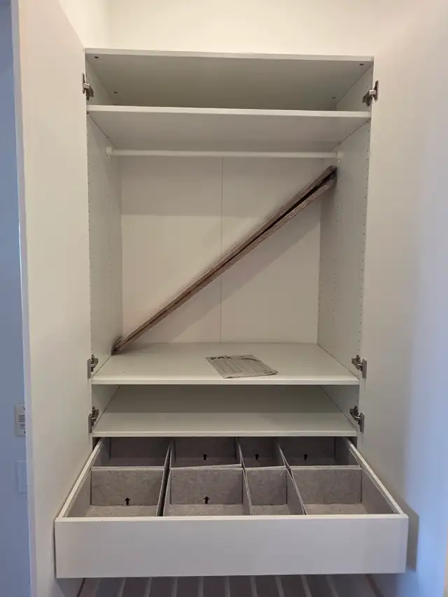 Armoire PAX IKEA Toute Neuve in Dressers & Wardrobes in City of Montréal - Image 4