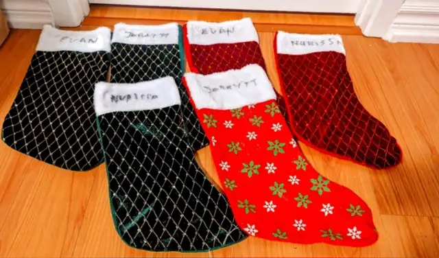 Christmas Holiday Stockings (5) in Holiday, Event & Seasonal in City of Toronto - Image 2