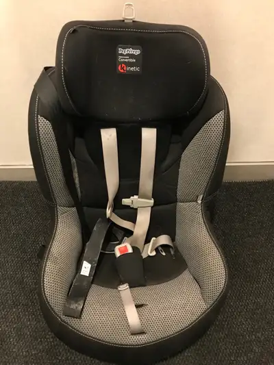 Peg Perego Primo Viaggio convertible car seat, View more