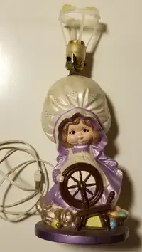 Little Girl Wool Wheel Ceramic Lamp
