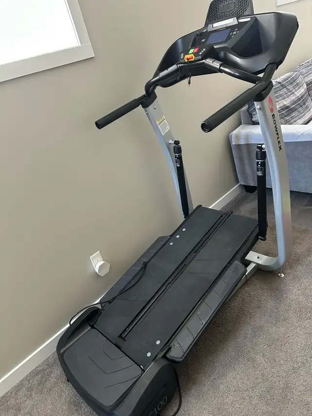 Treadclimber TC100 in Exercise Equipment in Lethbridge - Image 4