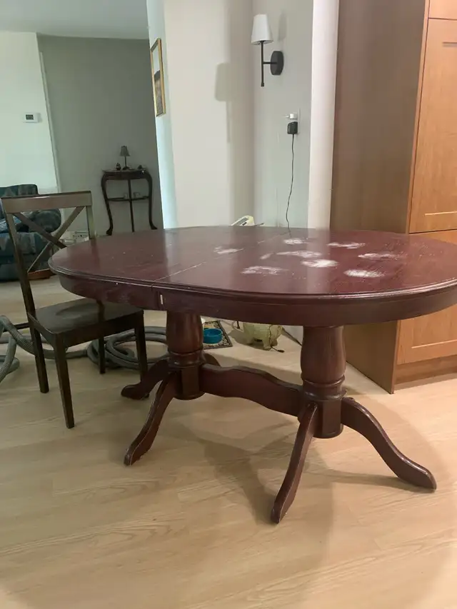 Extendable Oak Wood Dining table in Dining Tables & Sets in City of Toronto - Image 3