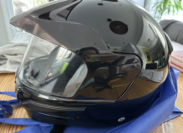 snowmobile kids helmet in Snowmobiles Parts, Trailers & Accessories in Oakville / Halton Region - Image 3