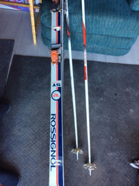 Ski alpin Rossignol Salomon et bâtons Alpine ski 