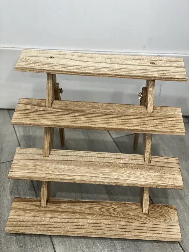 Wooden  Stand in Bookcases & Shelving Units in Oakville / Halton Region - Image 5