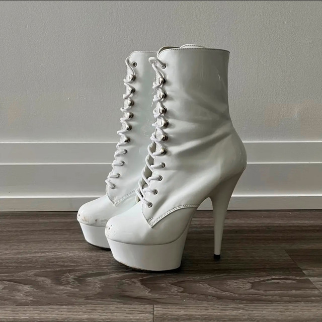 6” White Pleasers Heeled Boots in Women's - Shoes in Kitchener / Waterloo - Image 2