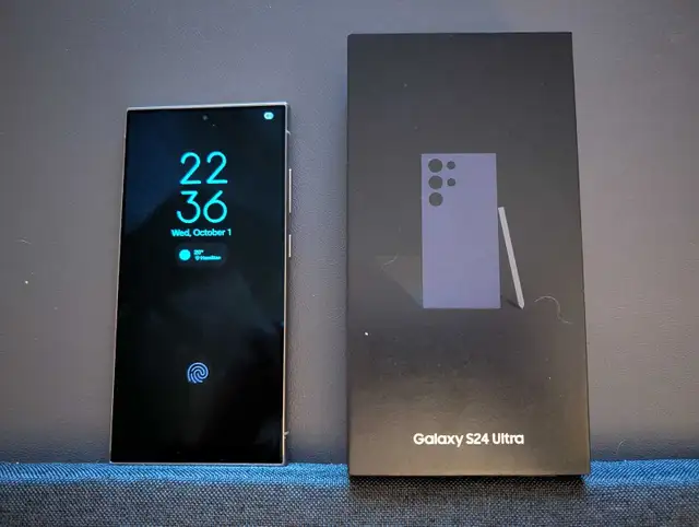 Samsung Galaxy s24 Ultra (Unlocked) in Cell Phones in Hamilton - Image 4