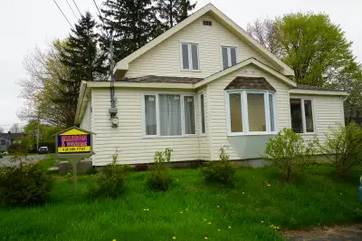 225 000 $......VOIR LE LIEN YOUTUBE POUR SE FAIRE UNE IDÉE. TERRAIN DE VILLAGE 5100 PI 2 (60' X 85')...
