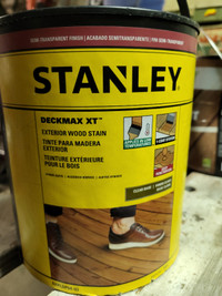 Teinture PROTECTRICE pour le bois ''Stanley''