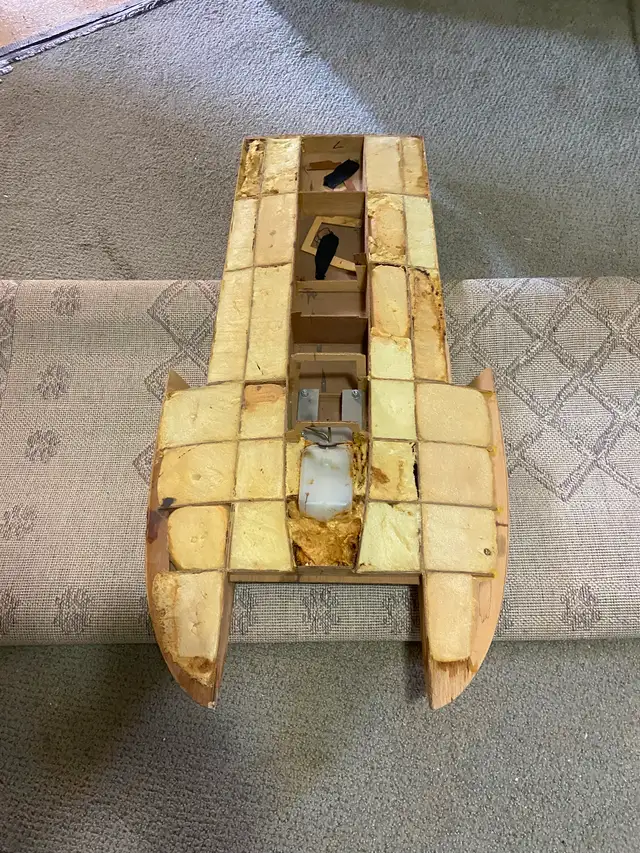 Remote control boat529387770977331201