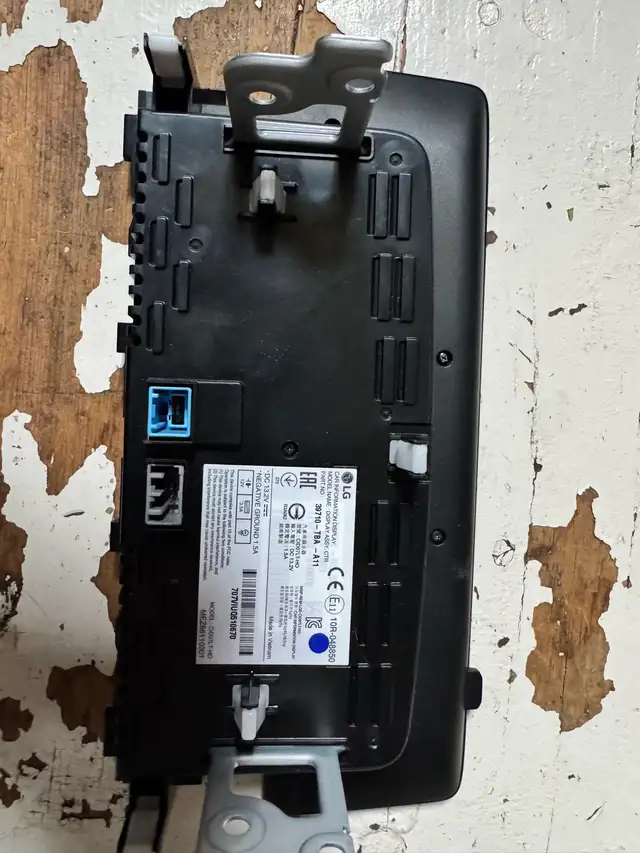 2017 Honda Civic Infotainment Display 39710-TBA-A11 in Other in Stratford - Image 4