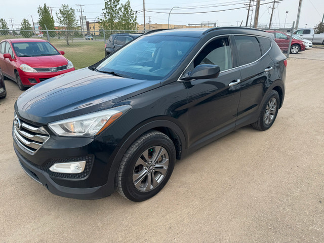 2013 Hyundai Santa Fe in Cars & Trucks in Saskatoon - Image 3