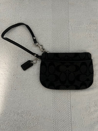 Black Coach Wristlet 