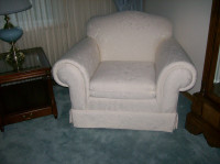 BEAUTIFUL OFF WHITE SOFA WITH MATCHING ACCENT CHAIR