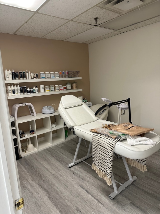 Private single rooms Woodbridge Commercial & Office Space for Rent