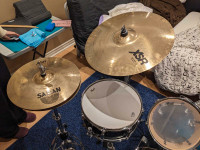 Pearl Decade Maple Drum Kit + Crash, Ride, & High Hat
