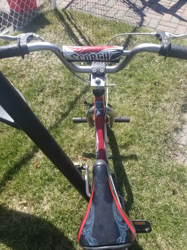 Unisex Schwin  16 inch Kids bike with training wheels in Kids in Cornwall - Image 6