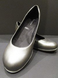 ROCKPORT PEWTER LEATHER WEDGE PUMPS - SIZE 6.5