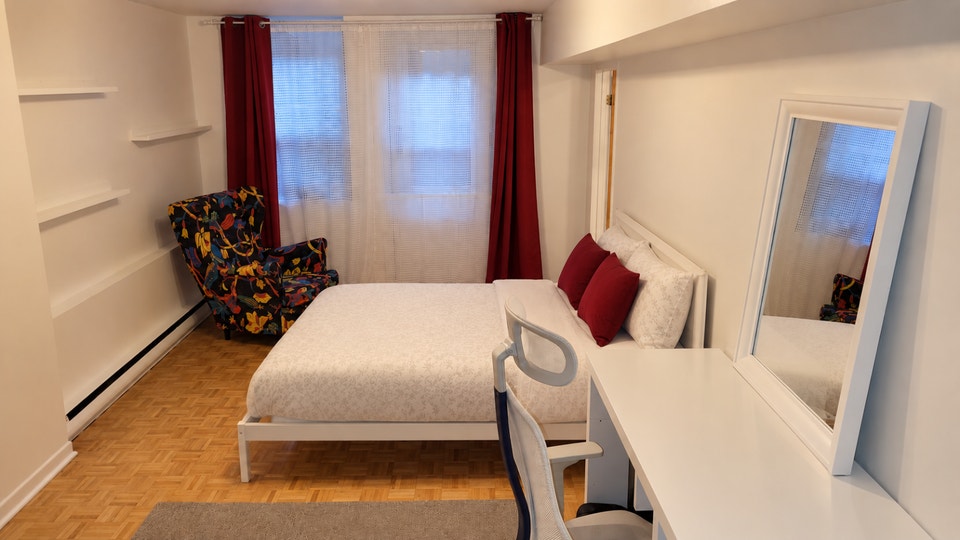 Appartement meublée Vieux-Port - Furnished apartment Old Port | Room ...