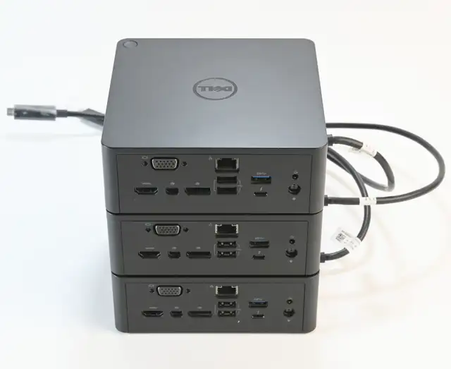 Lot of 3 Dell K16A USB-C TB16 Thunderbolt Docking Stations K1600 in Laptop Accessories in City of Toronto - Image 4