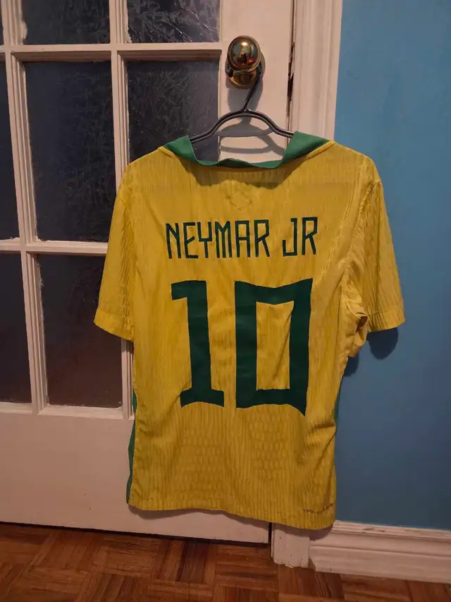 Neymar Jr jersey in Soccer in Gatineau - Image 3