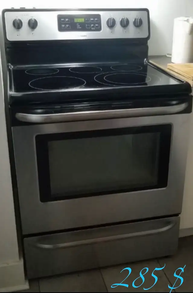 Frigidaire Range $285