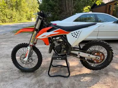 Ktm sx 2020 125 BONDI engines- 30 hours on bike. Bike is in mint condition 50/50 race gas 30 hours o...