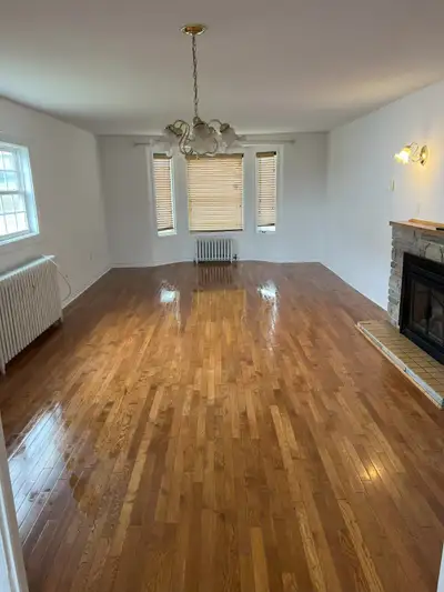 House for Rent - 3 Bedrooms, 1.5 Bathrooms, HEAT INCLUDED!