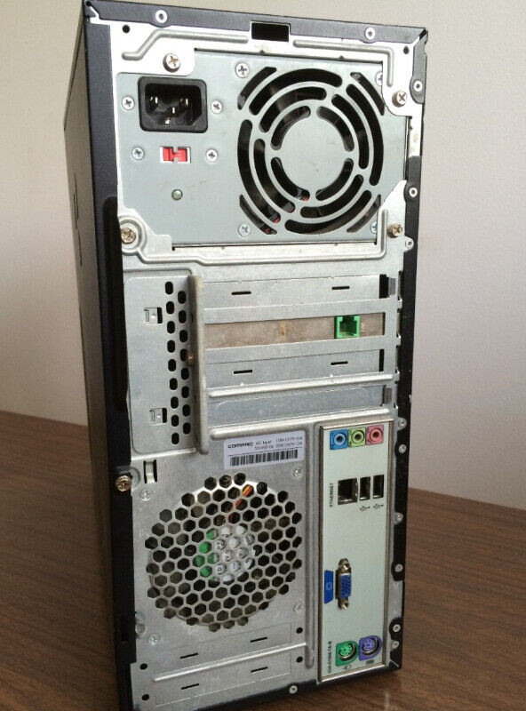 Compaq Presario SR5110NX 1.5GB RAM 300GB-HD IDE/SATA Desktop PC dans Ordinateurs de bureau  à Ville de Montréal - Image 2