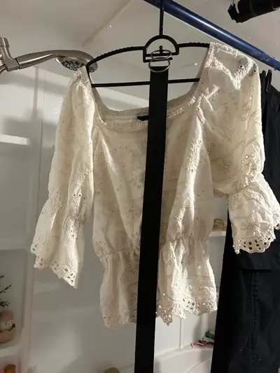 250 lot plus more size 16 Bubble cargo & m/large eyelet cotton, View more