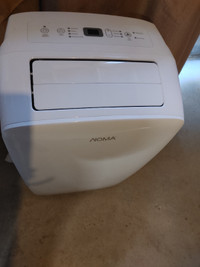 AIR CONDITIONER - MONA like New - Used one Summer 2023 - $380