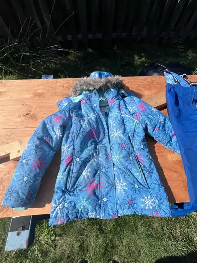 girl's snow jacket and snow pants., View more