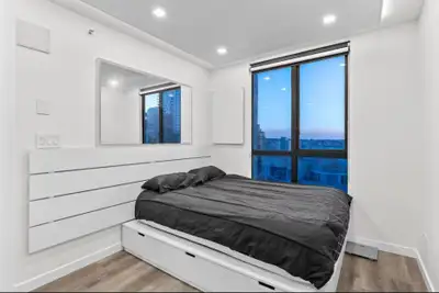Furnished One-Bedroom Rent Downtown Vancouver(Davie & Howe)