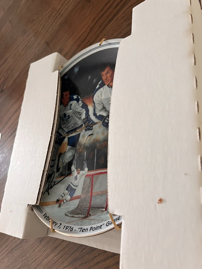 Bradford Exchange Darryl Sittler 10-Point Game Plate, View more