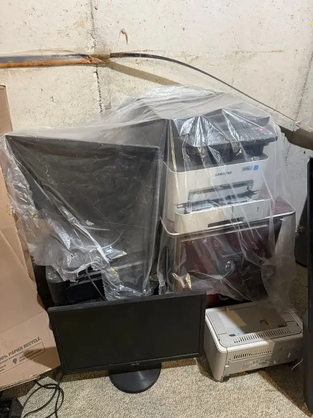 Screens and Printers in Printers, Scanners & Fax in City of Toronto - Image 2
