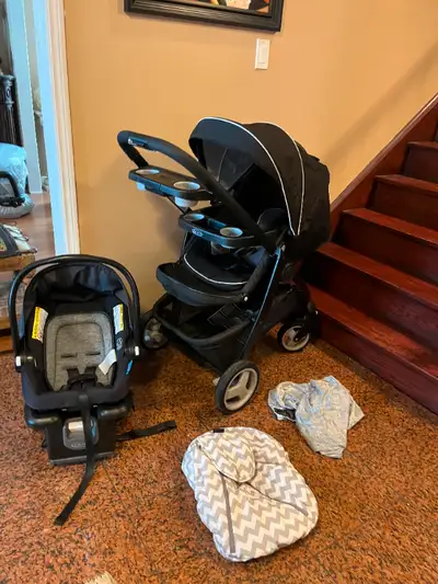 Graco stroller . 2022 Car seat .3in1. Reversible seat ., View more