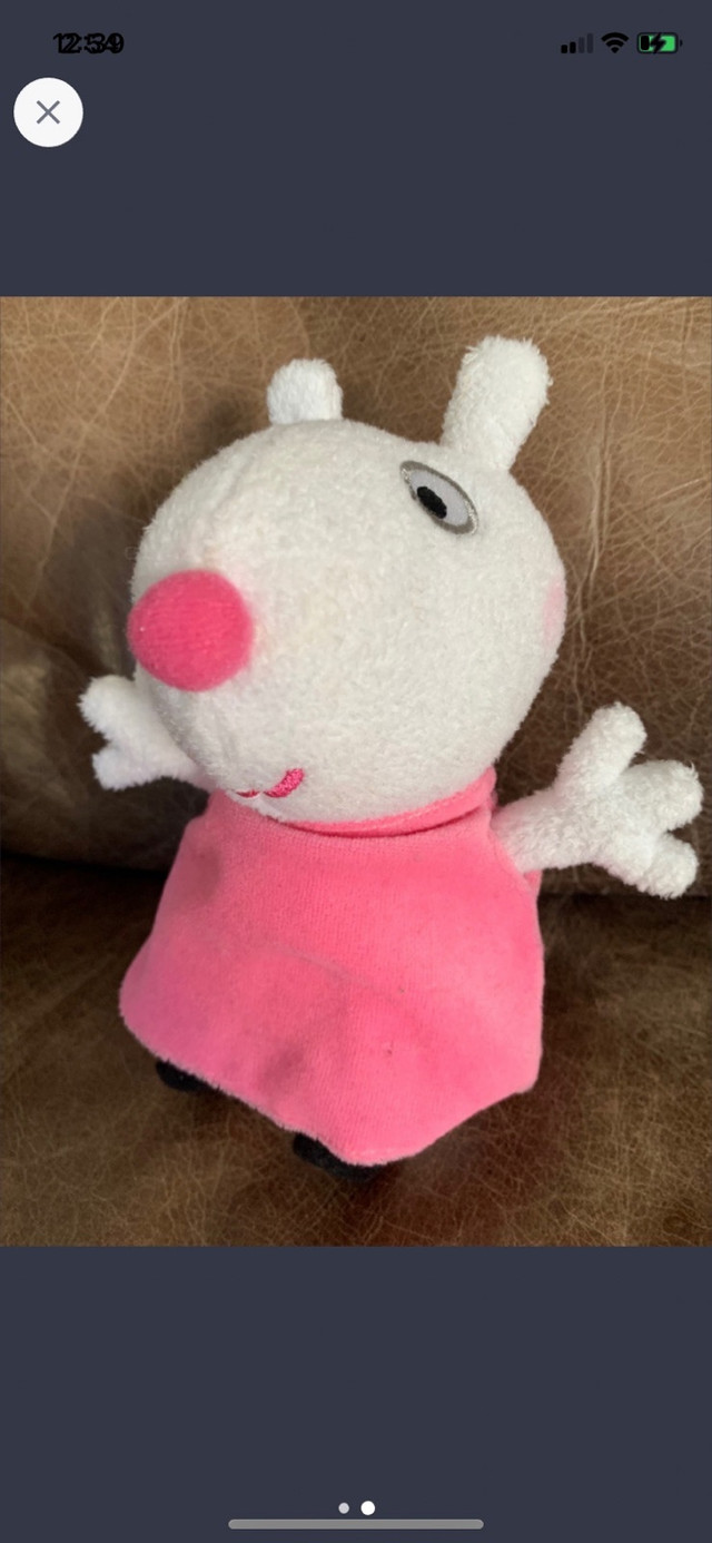 Peppa Pig Suzy Sheep Plush toy with Sound 7” in Toys & Games in Owen Sound - Image 2