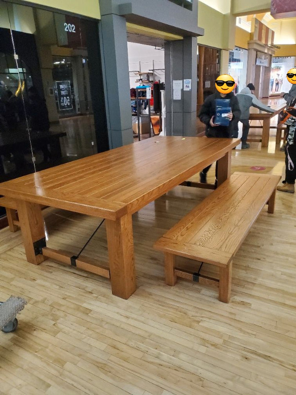 (SOLD PENDING PICKUP) Solid Oak Harvest / Dining Table Set in Dining Tables & Sets in Barrie - Image 2