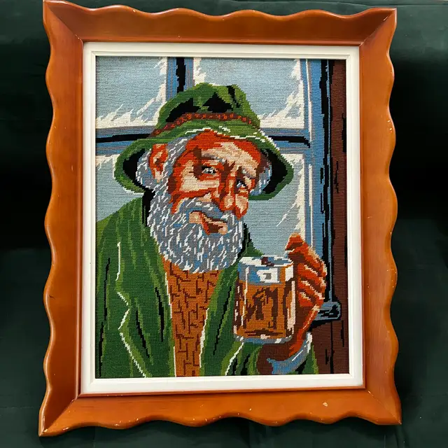 Vintage Bavarian Needlepoint Wall Art – Wooden Frame in Arts & Collectibles in Gatineau - Image 2