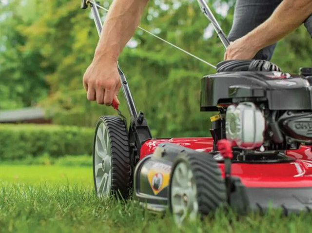 Lawnmower Tune-up/Service in Other in St. Catharines - Image 3