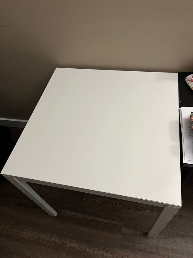IKEA melltorp table dans Mobilier de salle à manger et cuisine  à Ville d’Edmonton - Image 2