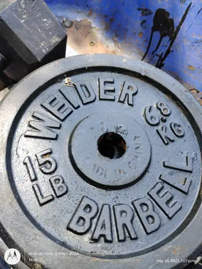 Plates 2x50 2x25 2x15 4x10 2x5 Dumbbell 2x25 2x15 2x10 Starting @$2 pound OR Offers considered for a...