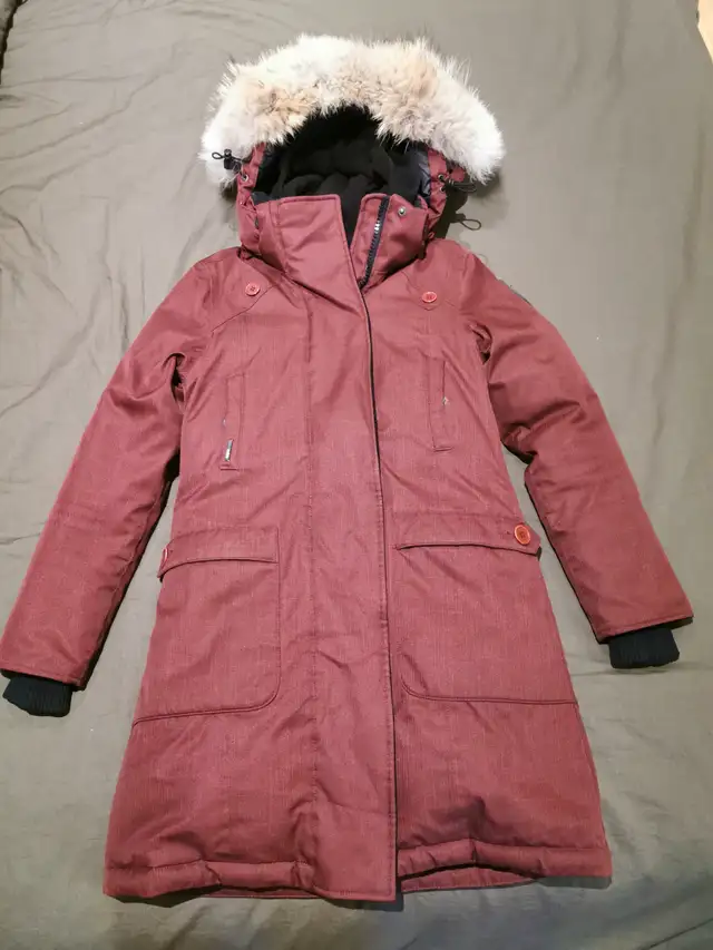 Women's Parka (Nobis Jacket) in Women's - Tops & Outerwear in Oshawa / Durham Region - Image 2