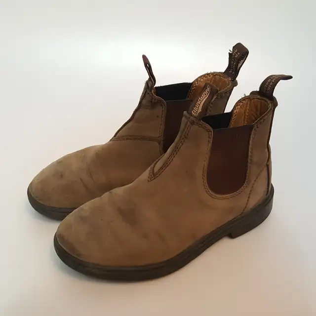 Blundstone 500 Boot Brown ⎮ Womens  5 US in Women's - Shoes in City of Toronto - Image 2