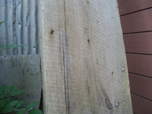 Poutre centenaire bois de grange dans Planchers et murs  à Ville de Québec - Image 2