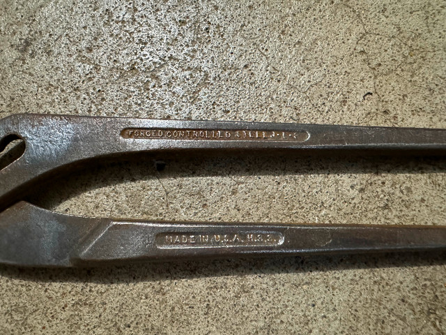 Antique hand tools. Wrenches. Shop/ Garage tools. All for $10 in Hand Tools in Brantford - Image 4