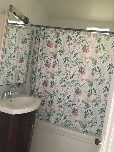 Room for rent/Chambre a loue